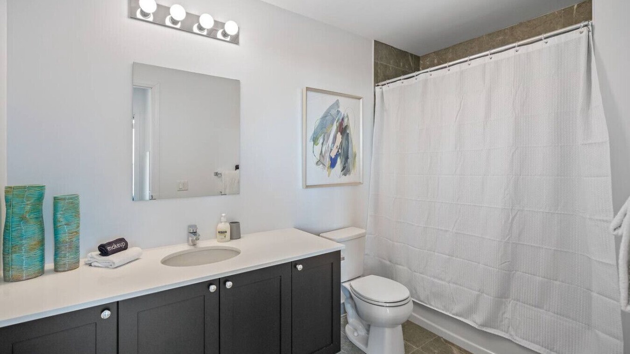 Photo of Bathroom in Niagara Falls