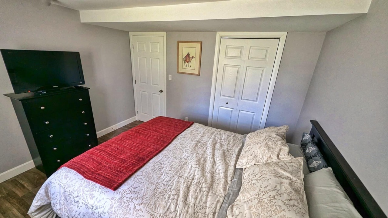 Photo of Bedroom in Wiarton