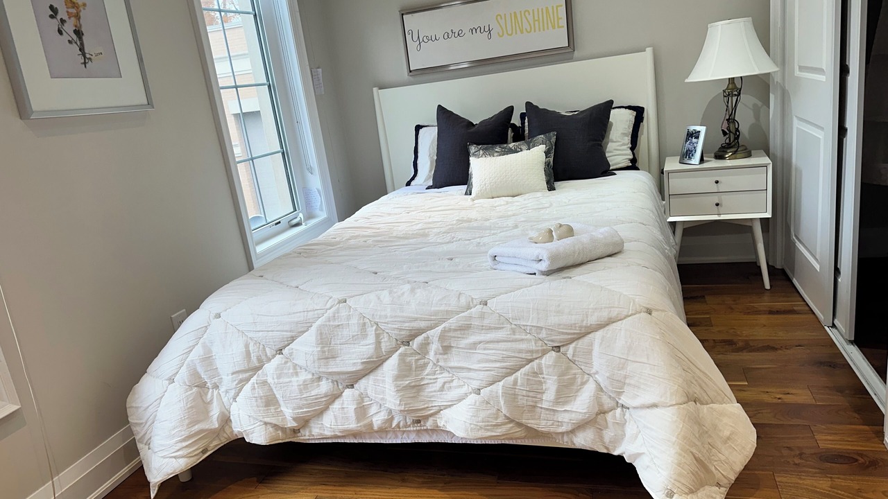 Photo of Bedroom in Lawrence Park