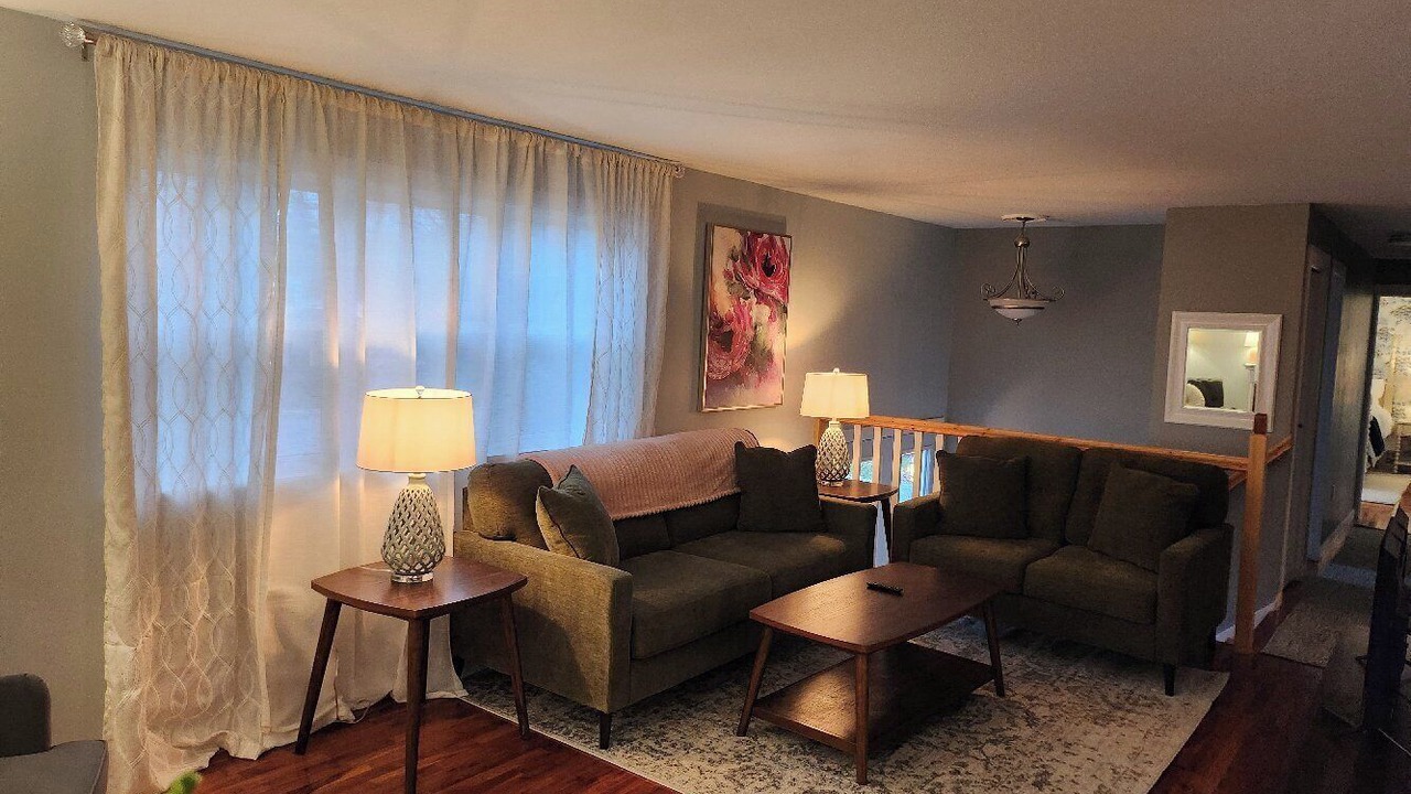 Photo of Livingroom in Hampton