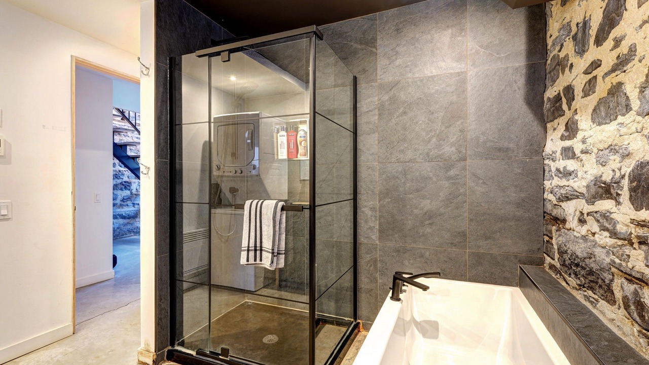 Photo of Bathroom in Viauville