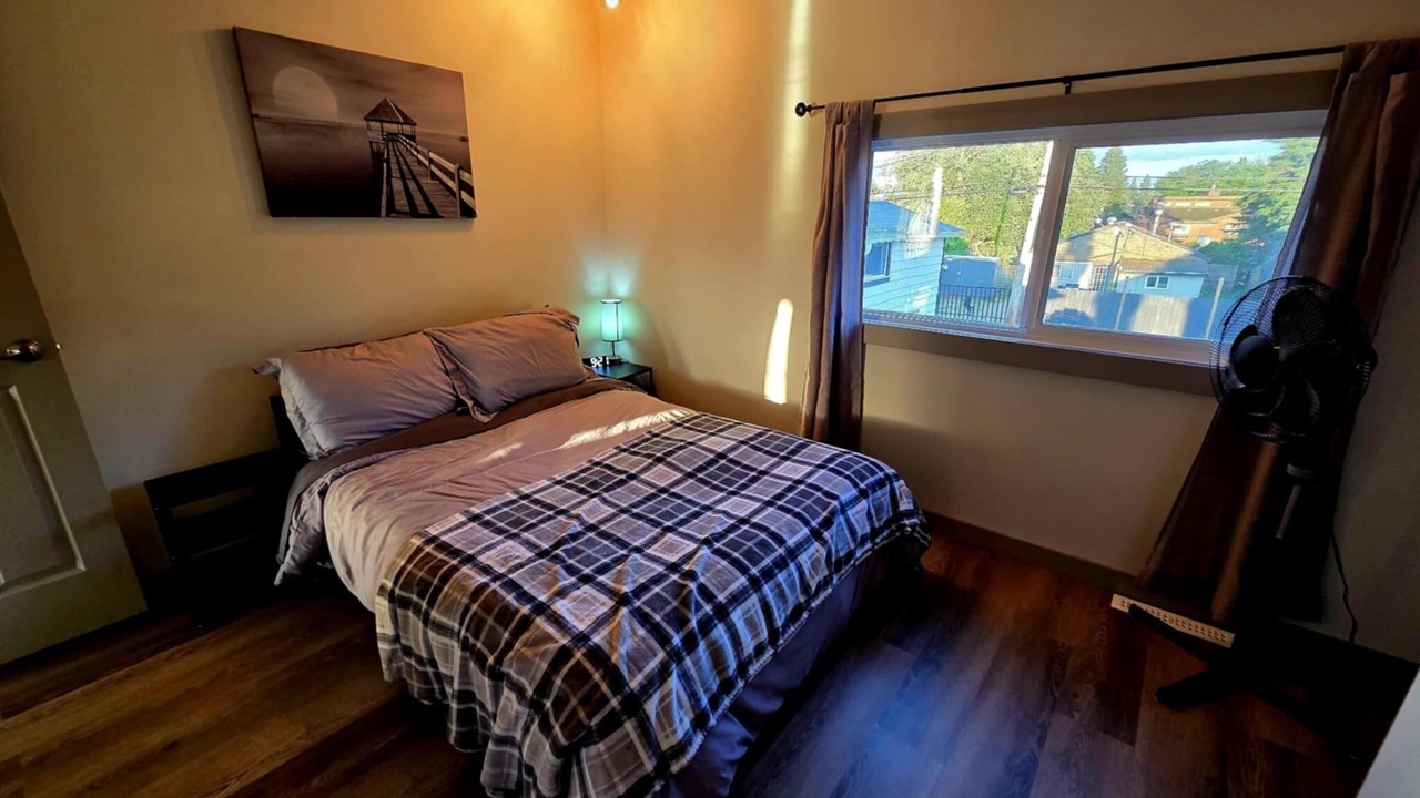 Photo of Bedroom in Alberta Beach