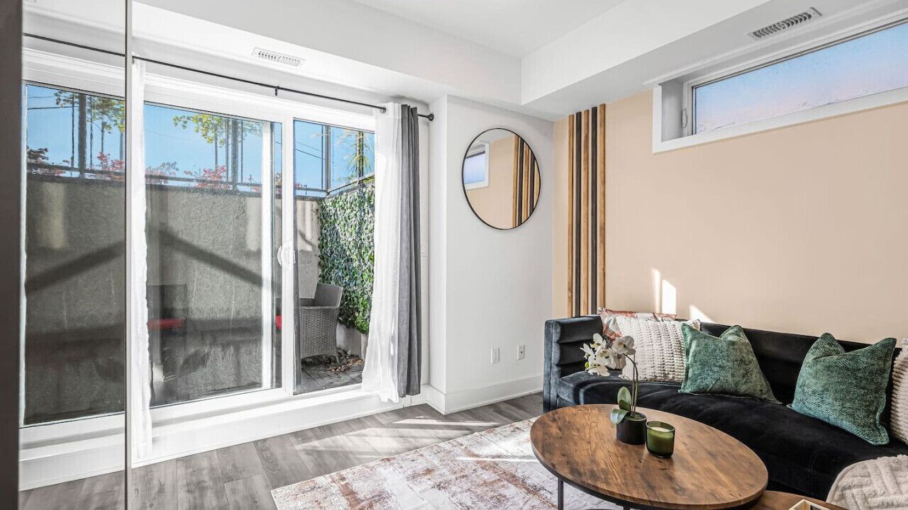 Photo of Livingroom in Niagara Falls