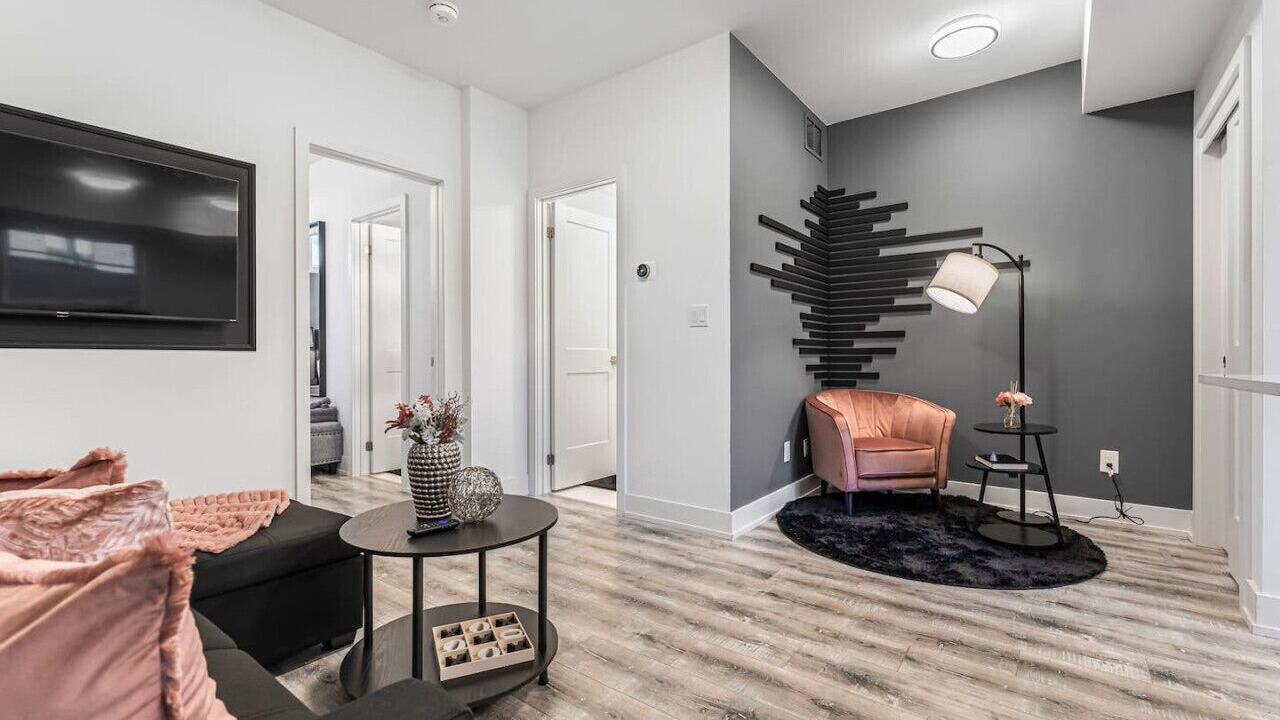 Photo of Livingroom in Niagara Falls