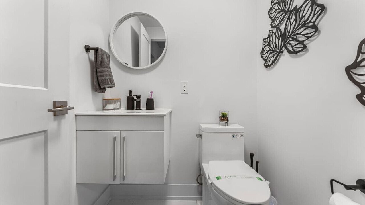 Photo of Bathroom in Niagara Falls