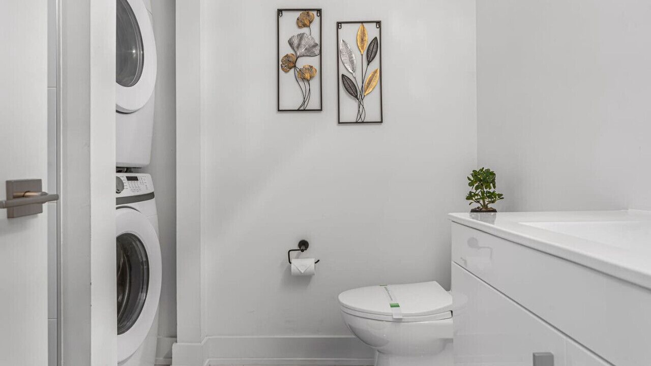 Photo of Bathroom in Niagara Falls
