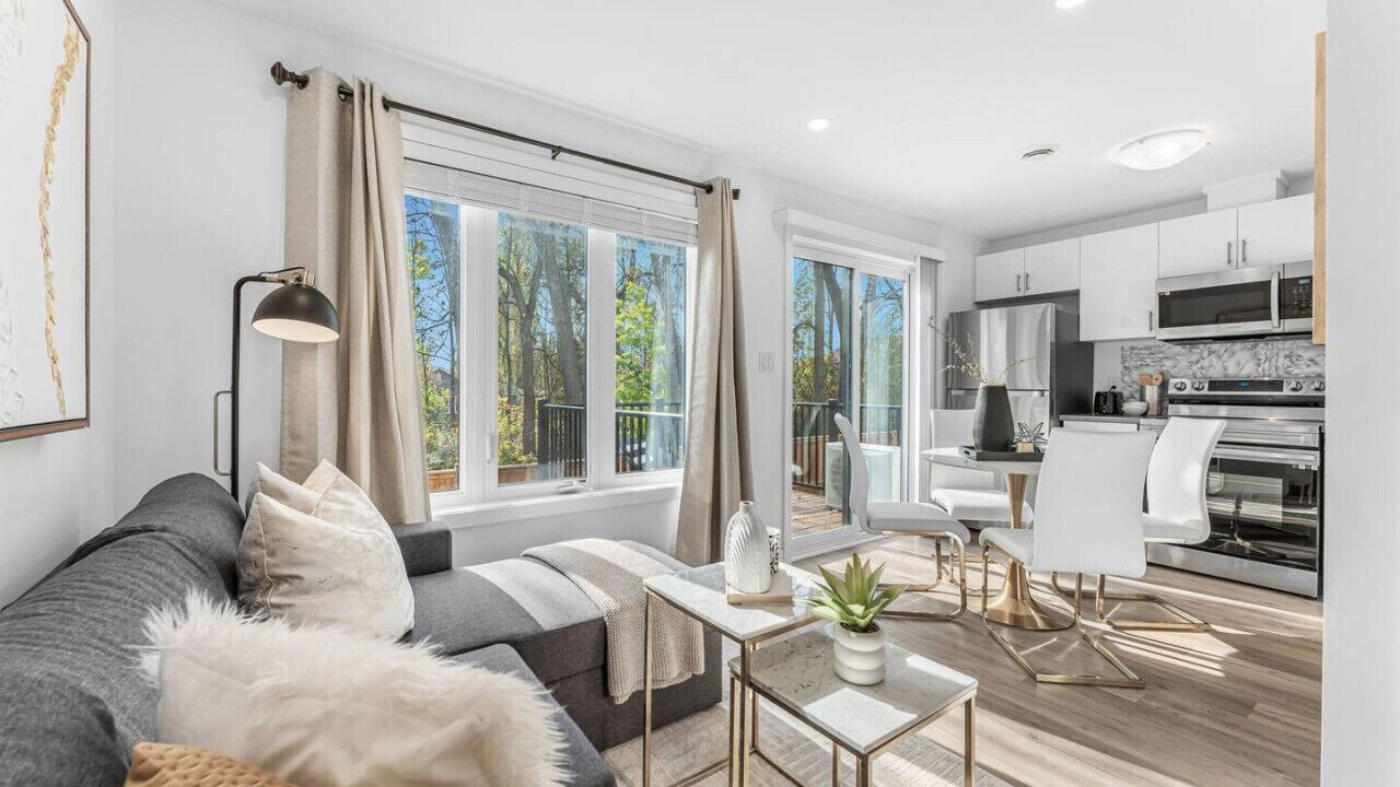 Photo of Livingroom in Niagara Falls