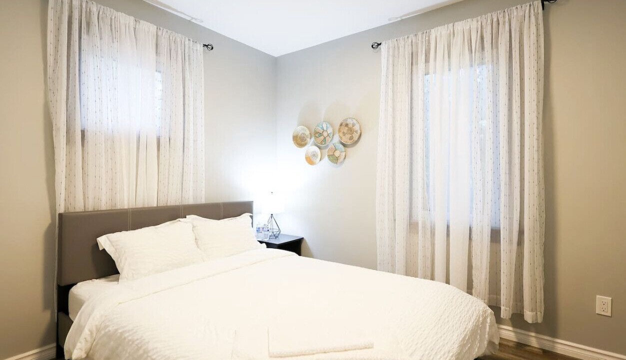 Photo of Bedroom in Niagara Falls
