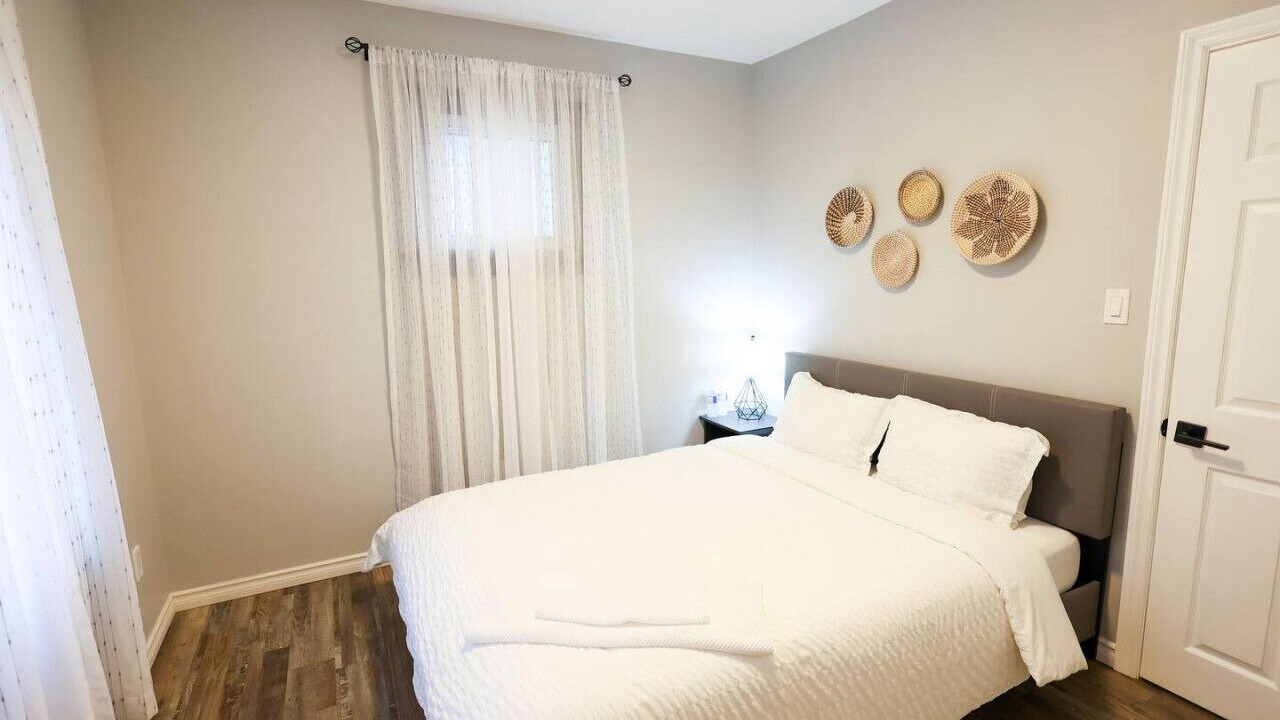 Photo of Bedroom in Niagara Falls