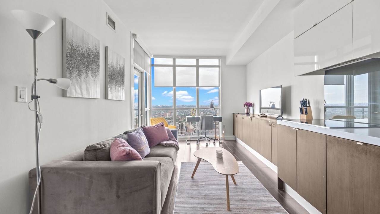 Photo of Livingroom in CityPlace