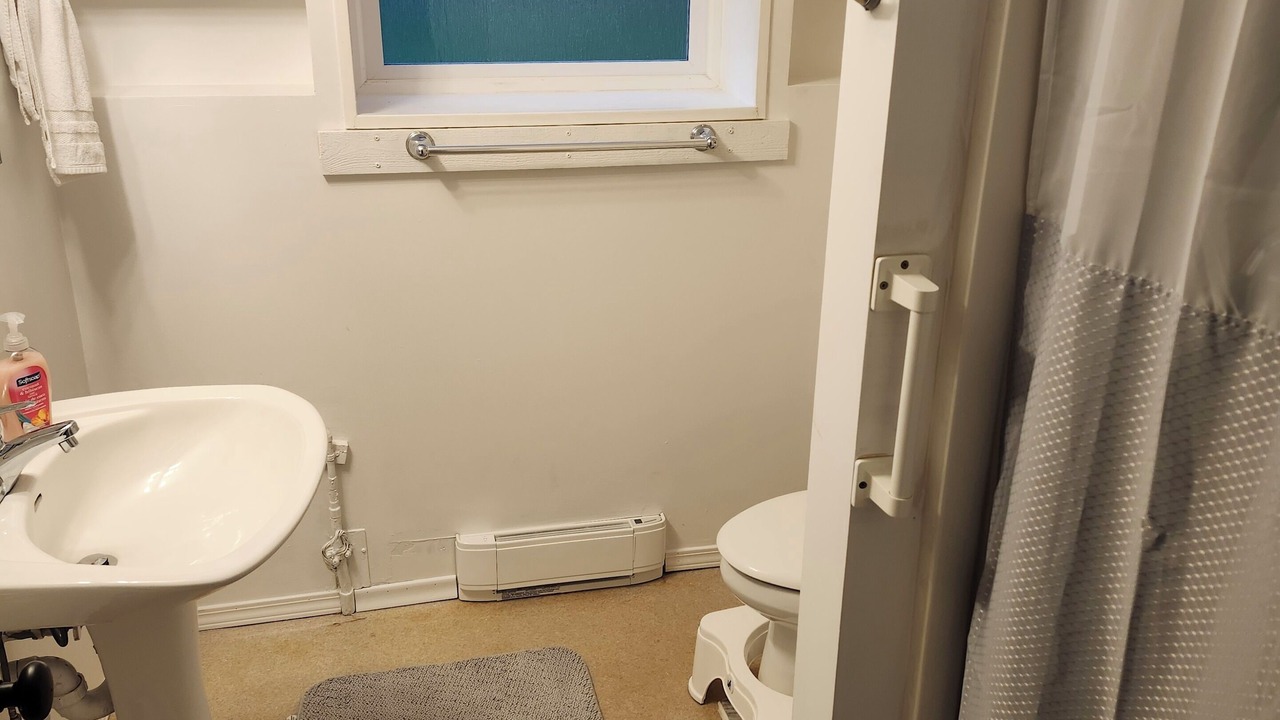 Photo of Bathroom in Comox