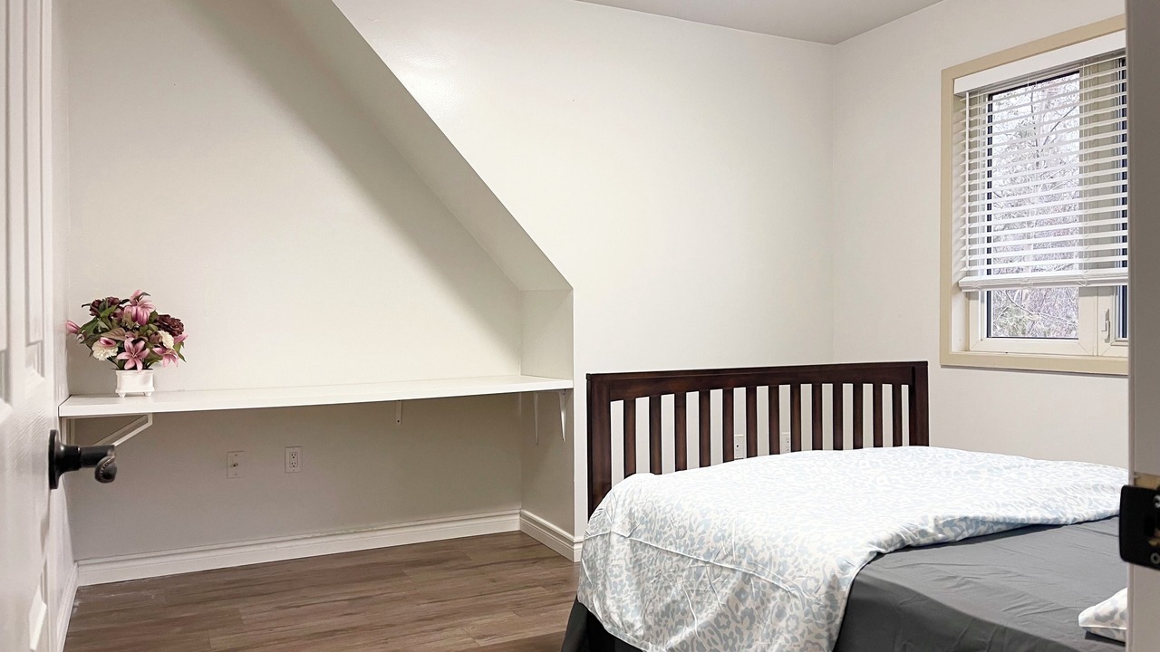 Photo of Bedroom in Beeton