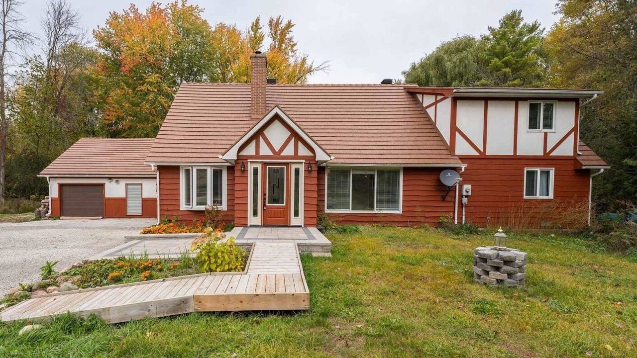Photo of Outdoor in Beeton