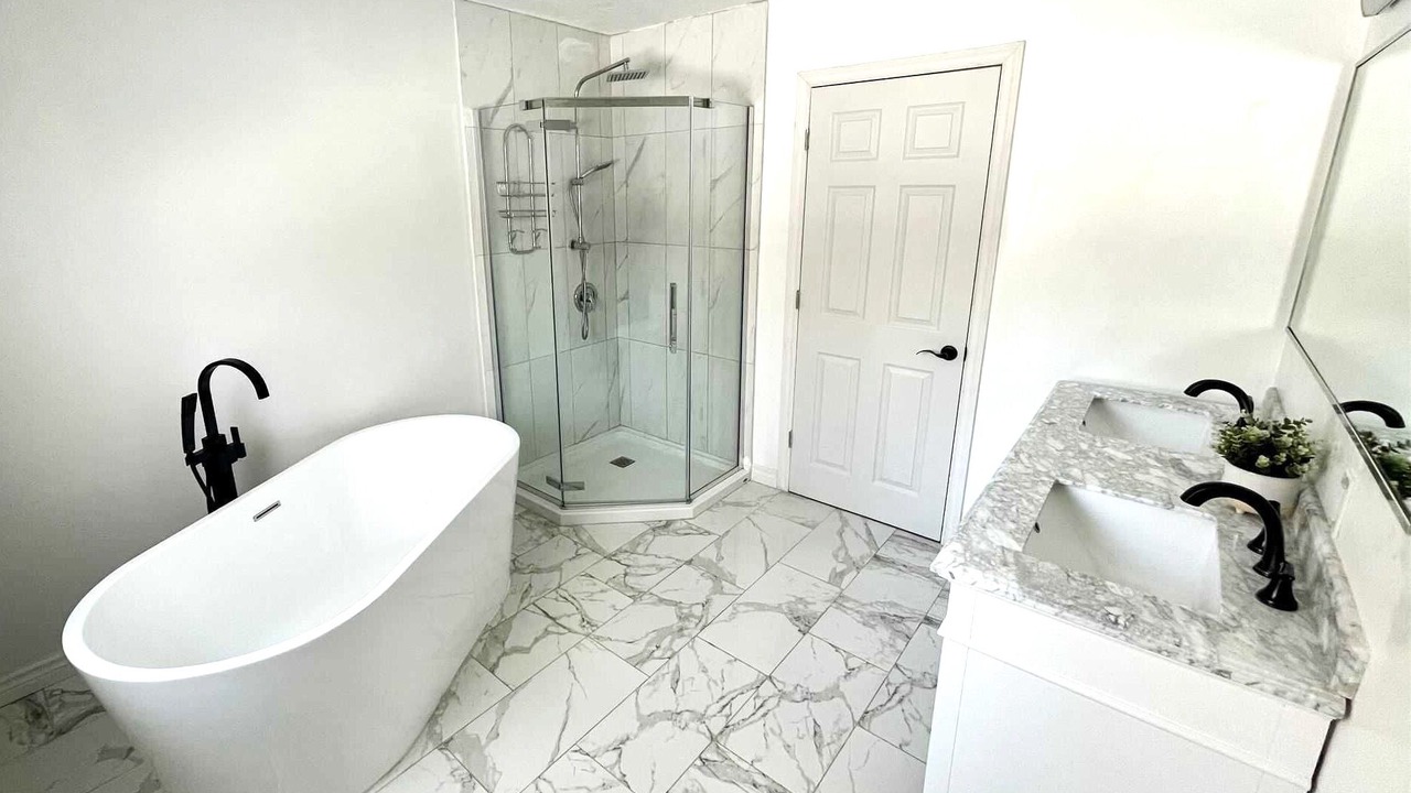 Photo of Bathroom in Beeton