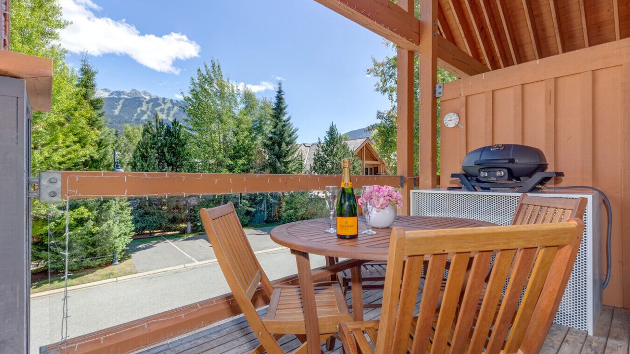 Photo of Outdoor in Village North