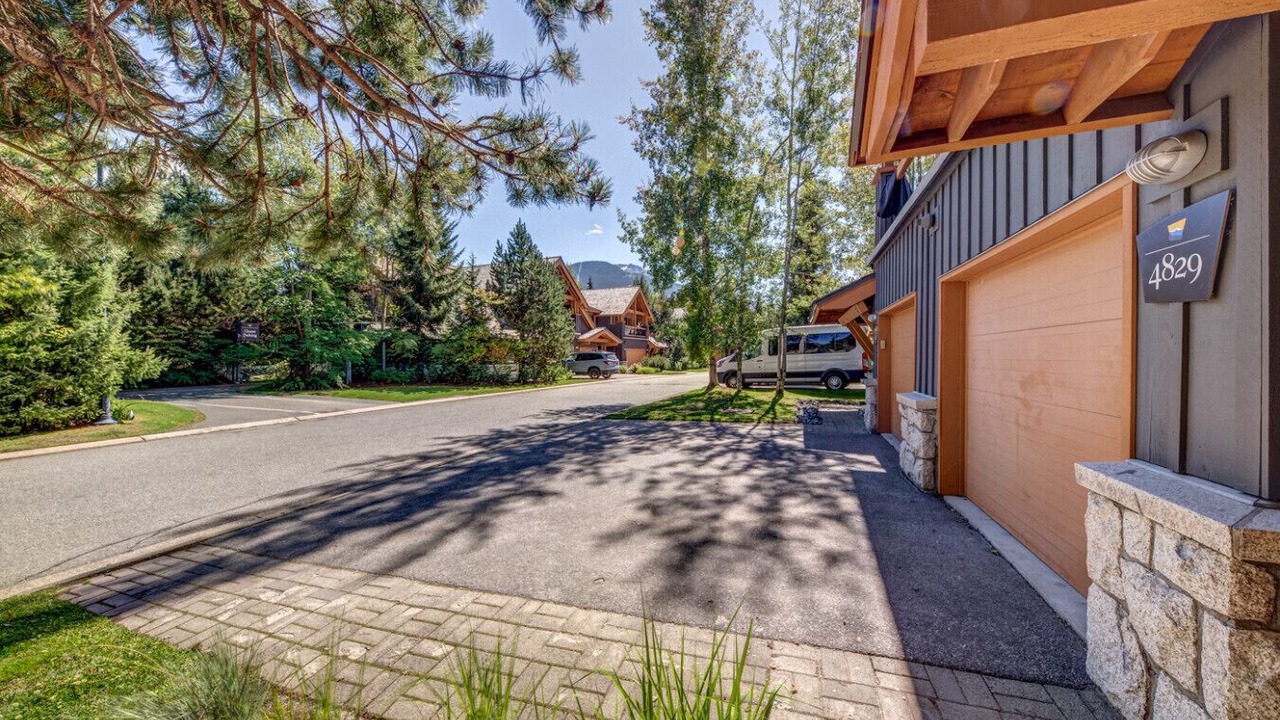 Photo of Outdoor in Village North