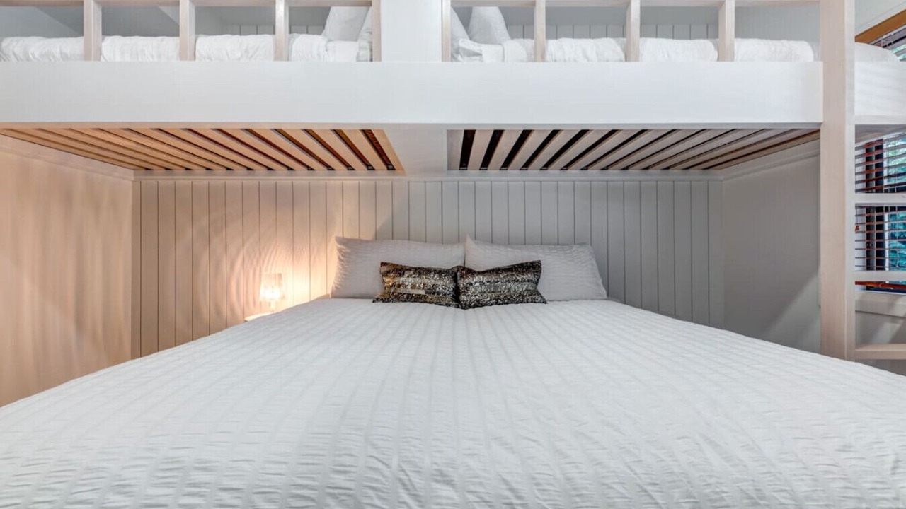 Photo of Bedroom in Village North