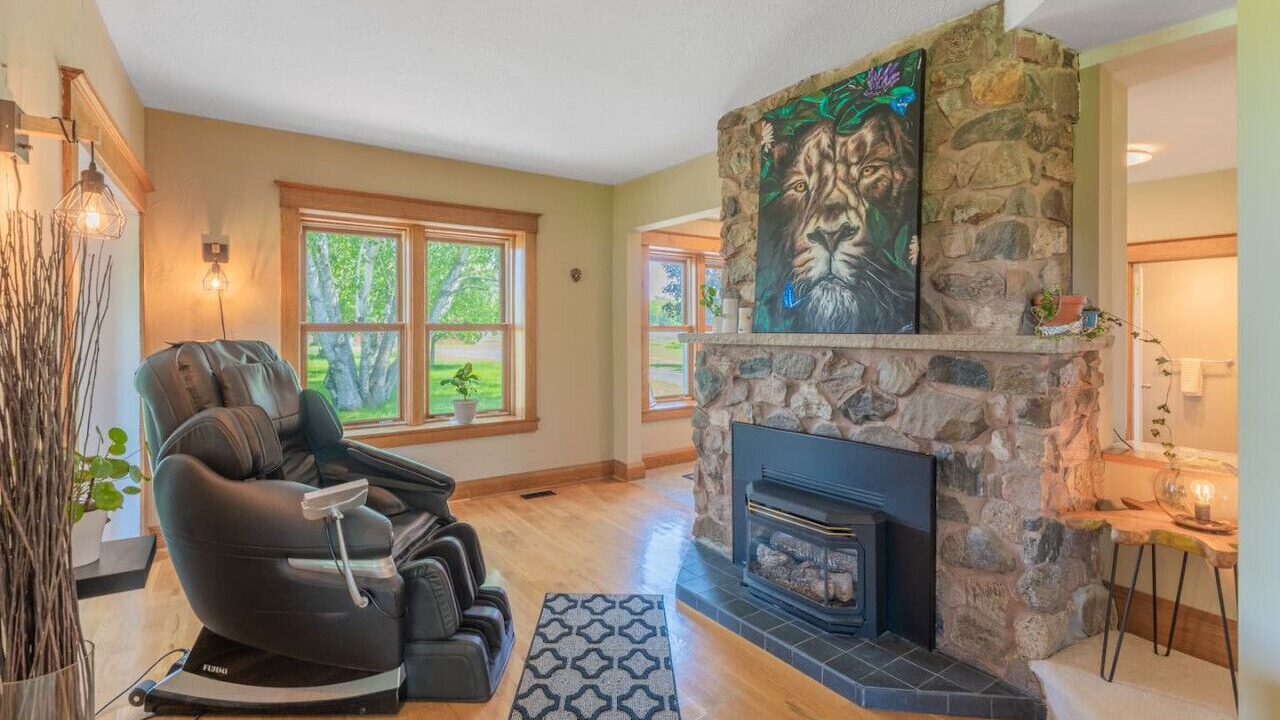 Photo of Livingroom in Belleville