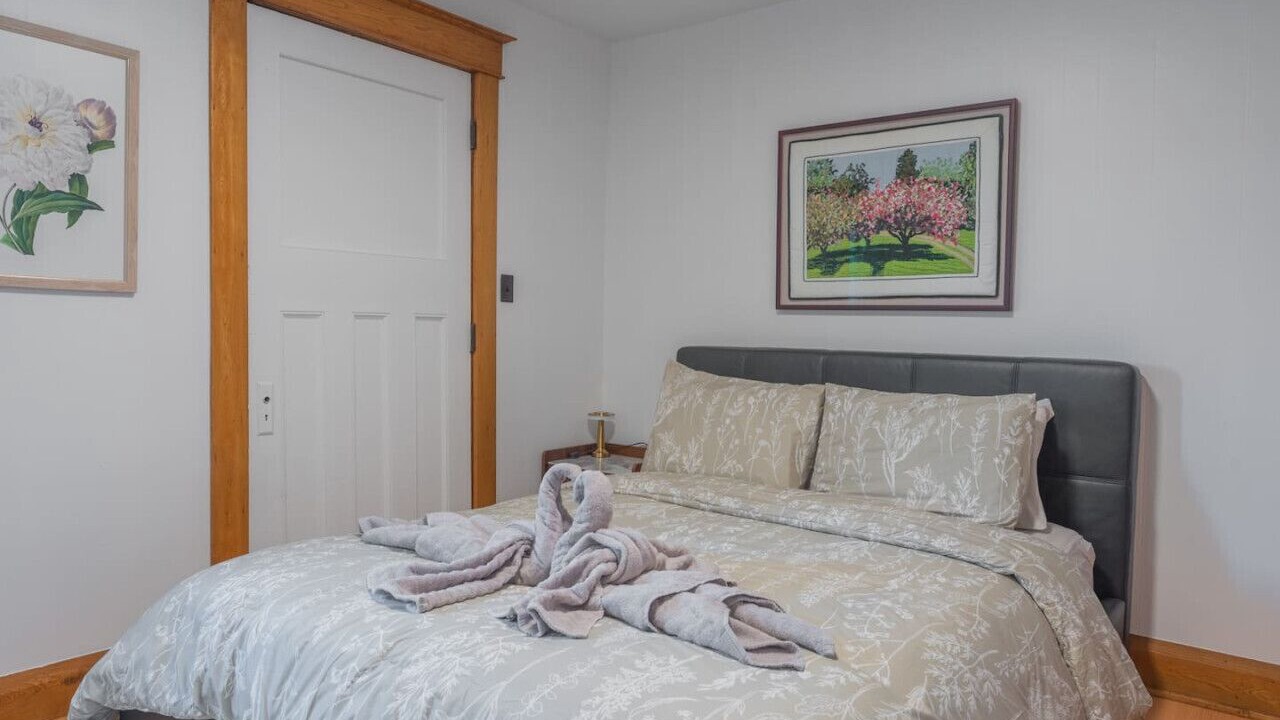 Photo of Bedroom in Belleville