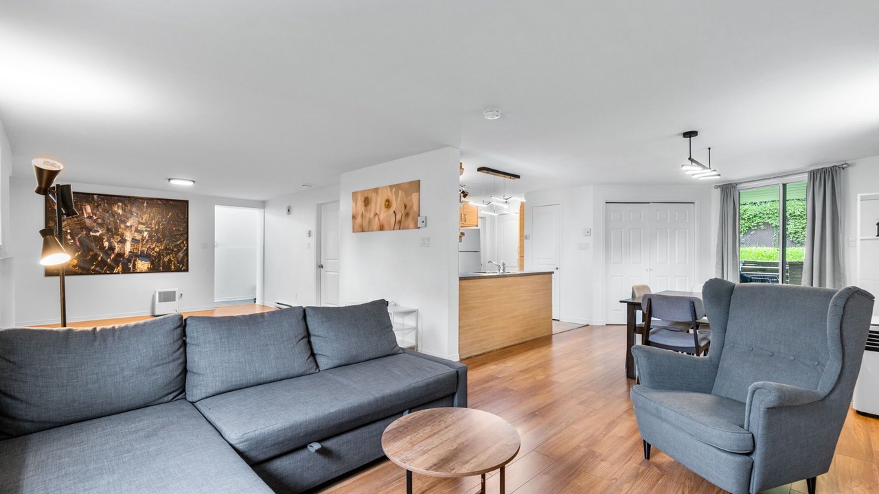 Photo of Livingroom in Brossard