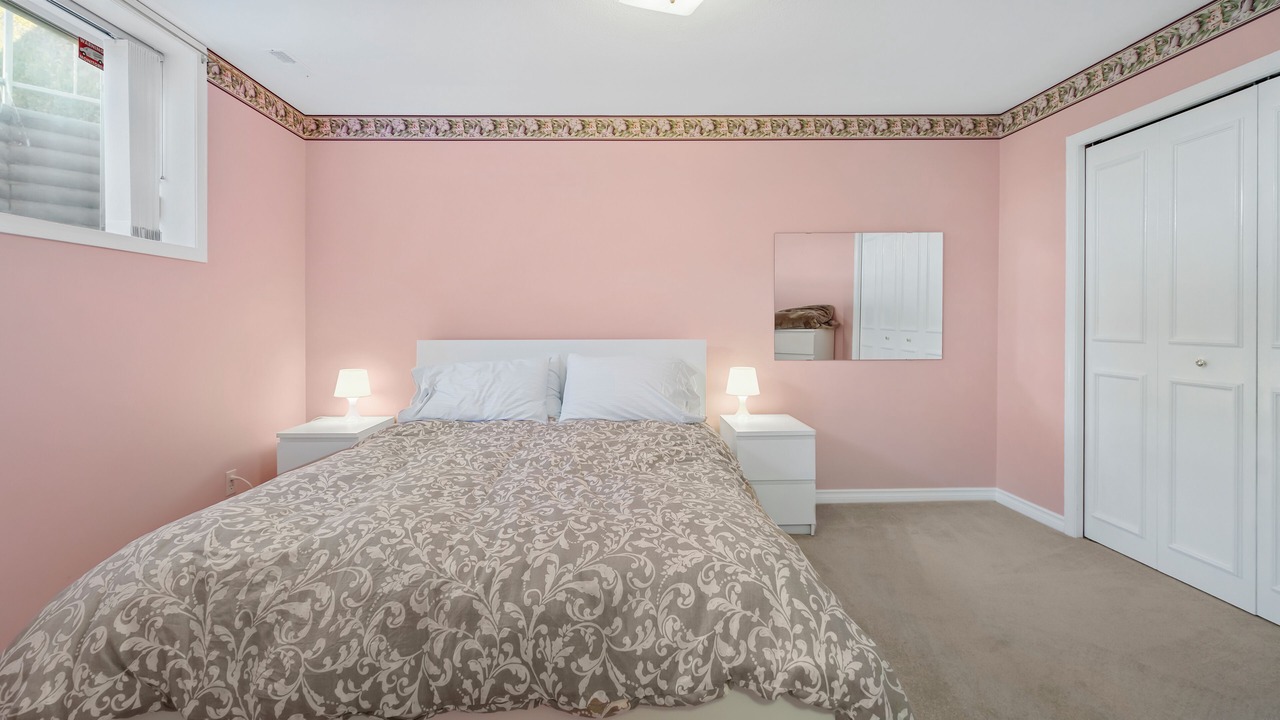 Photo of Bedroom in Popkum