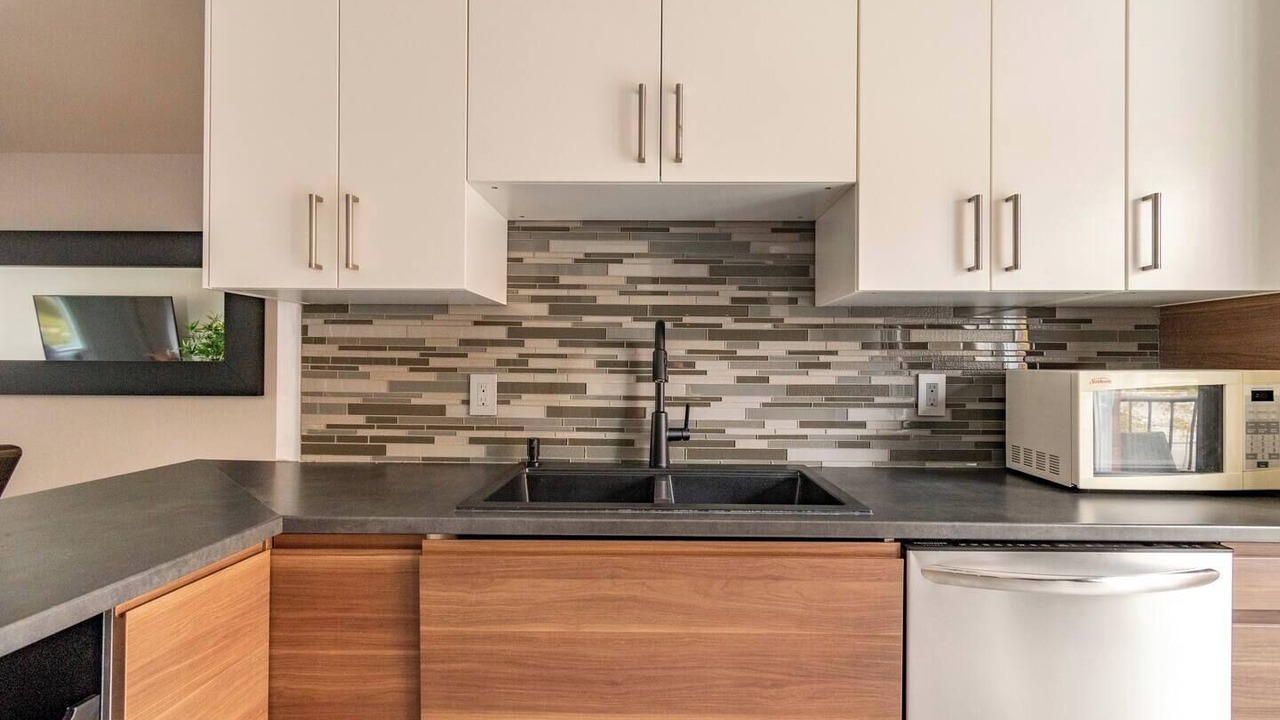Photo of Kitchen in Bout-de-l'Ile