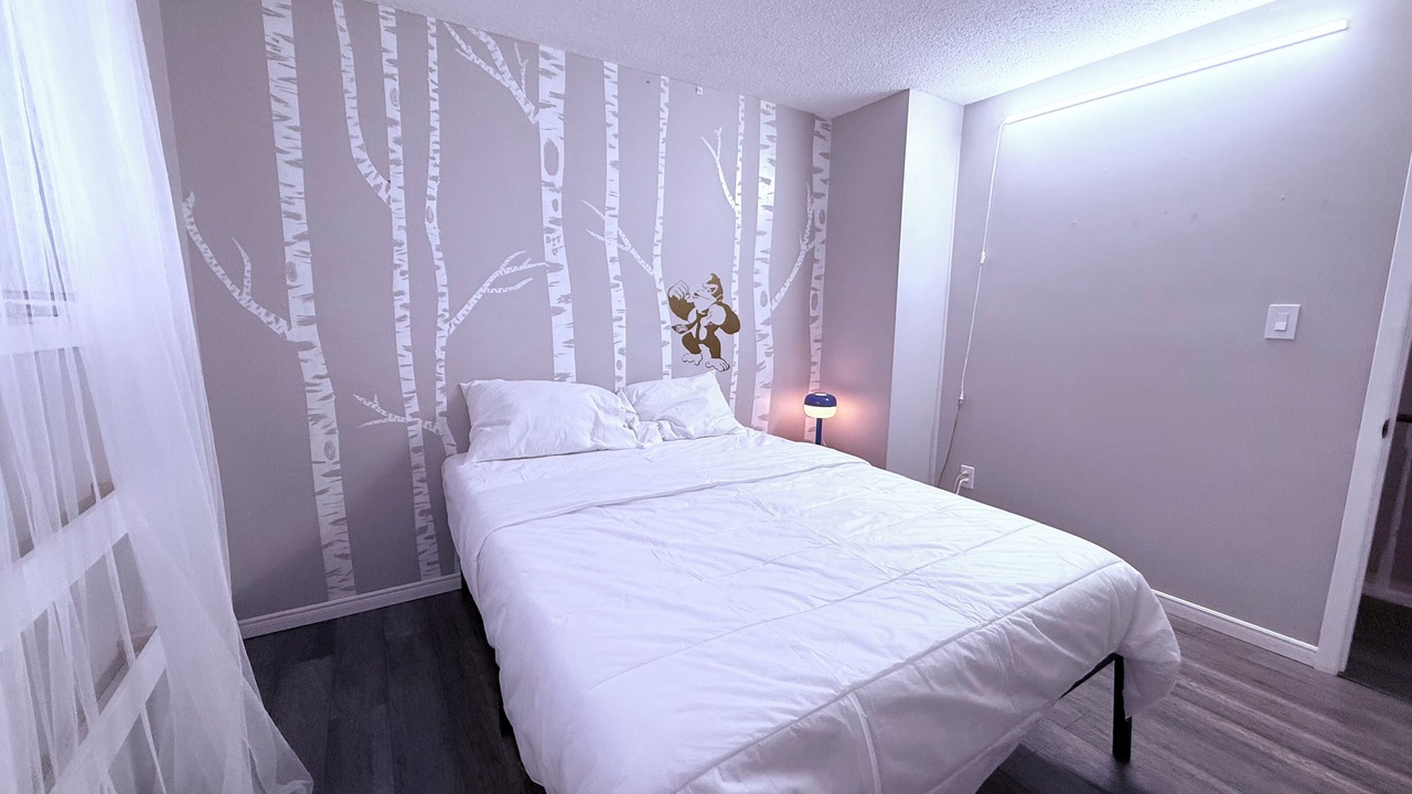 Photo of Bedroom in Belleville