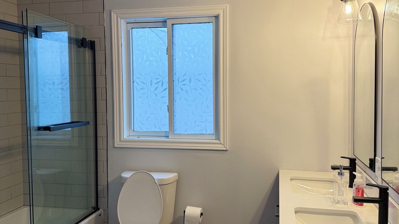 Photo of Bathroom in Belleville