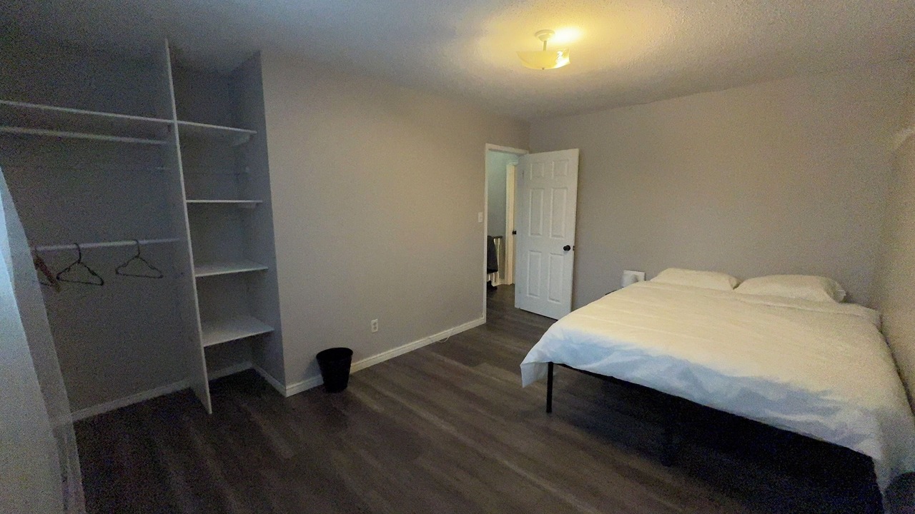 Photo of Bedroom in Belleville