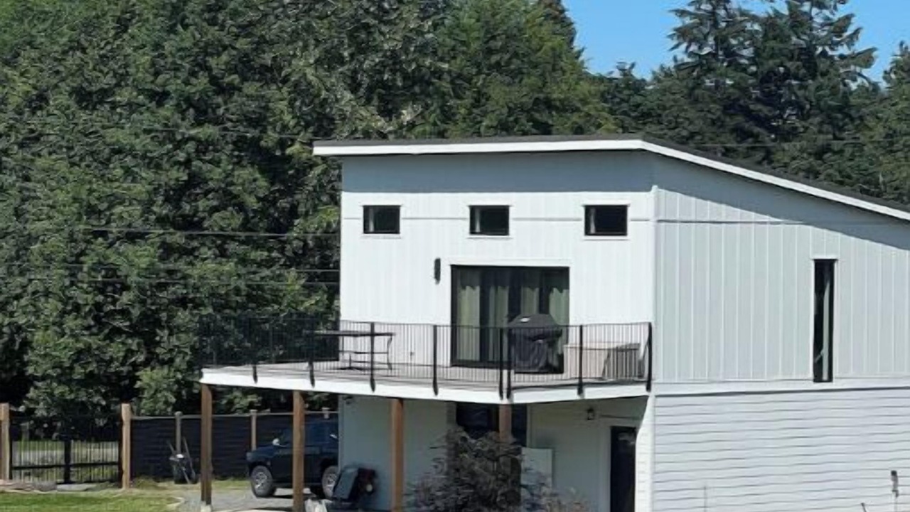 Photo of Outdoor in Courtenay