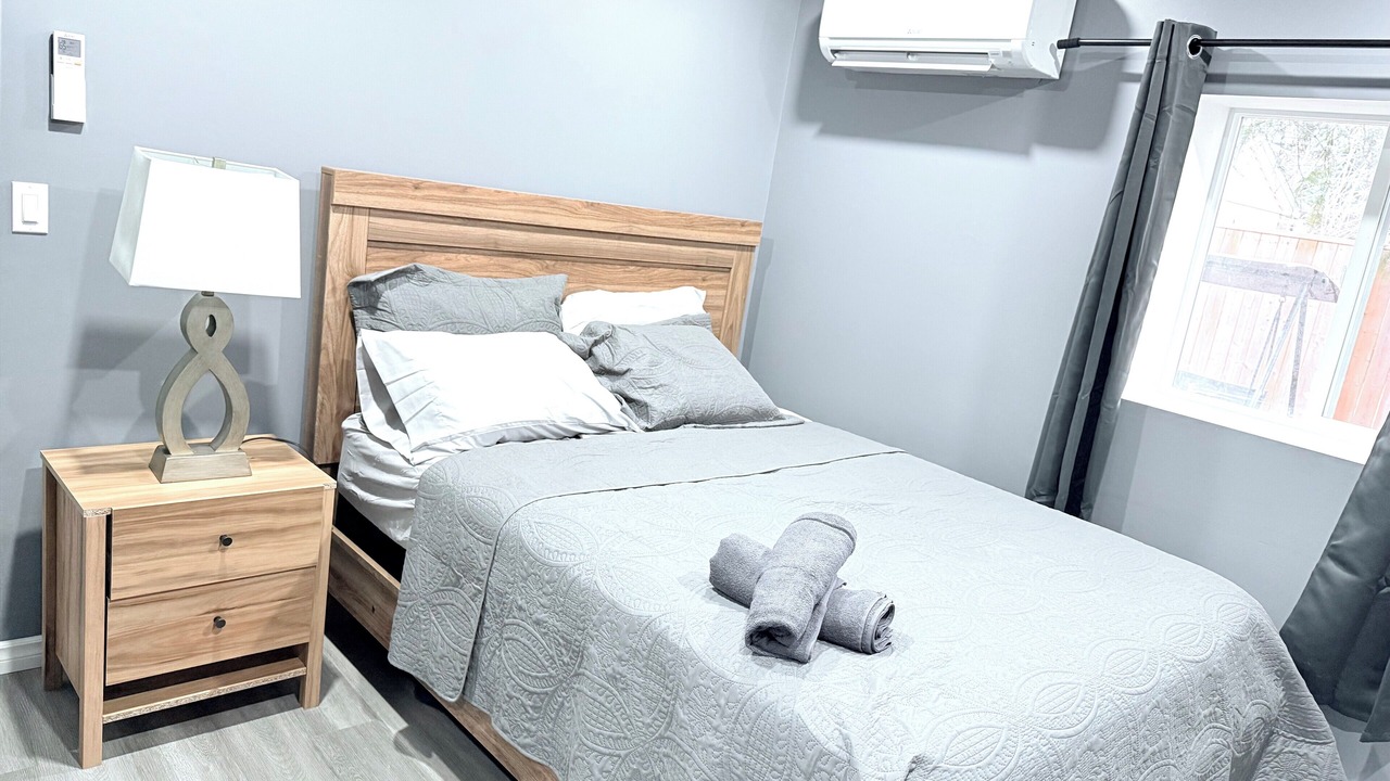 Photo of Bedroom in Walkerville