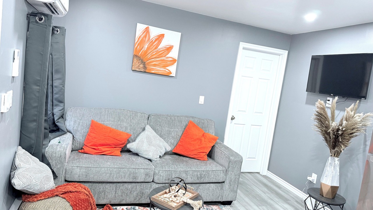 Photo of Livingroom in Walkerville