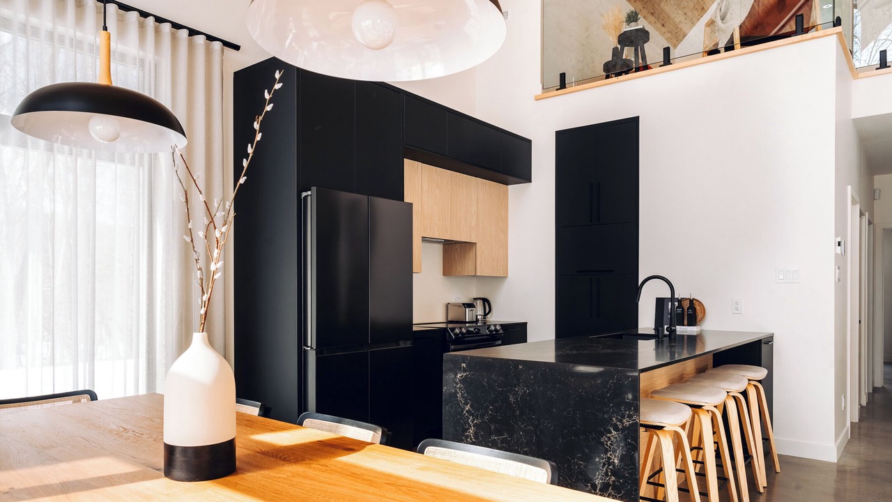 Photo of Kitchen in Val-des-Lacs
