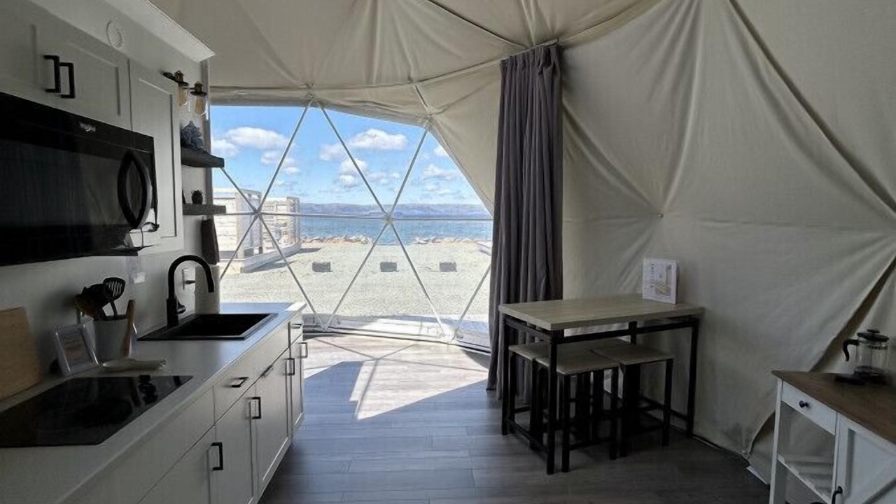 Photo of Kitchen in West Bay