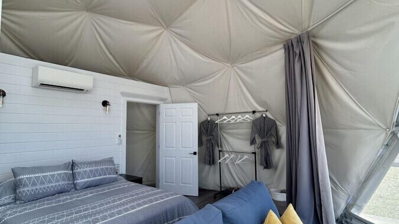 Photo of Bedroom in West Bay