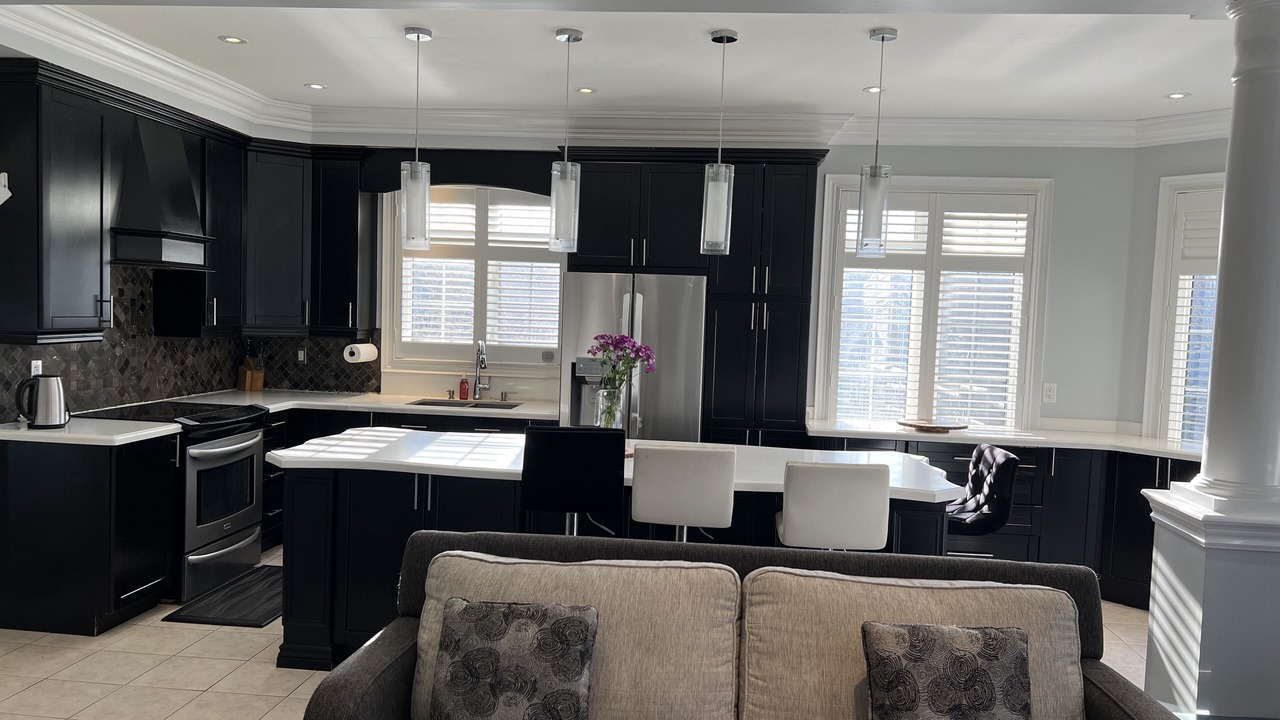 Photo of Livingroom in Churchill Meadows