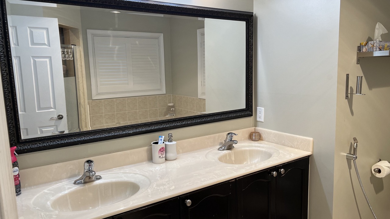Photo of Bathroom in Churchill Meadows