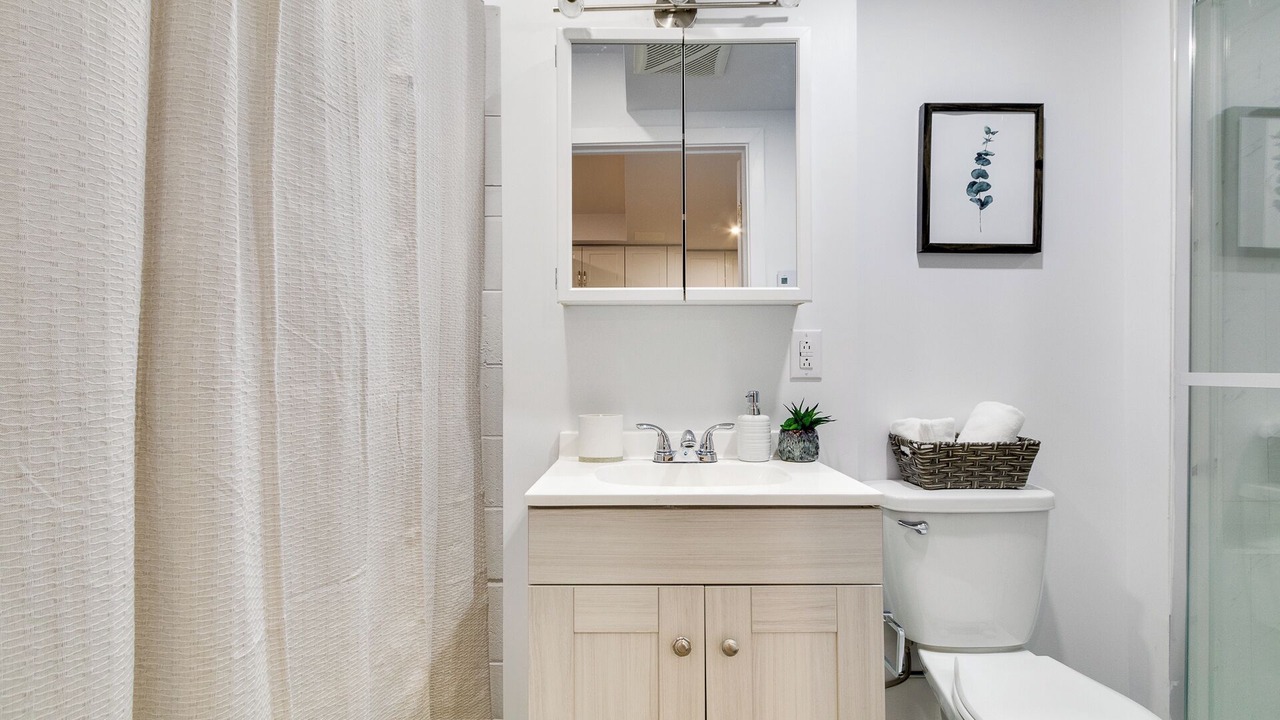 Photo of Bathroom in Ahuntsic-Cartierville