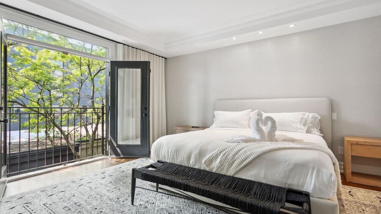 Photo of Bedroom in Yorkville