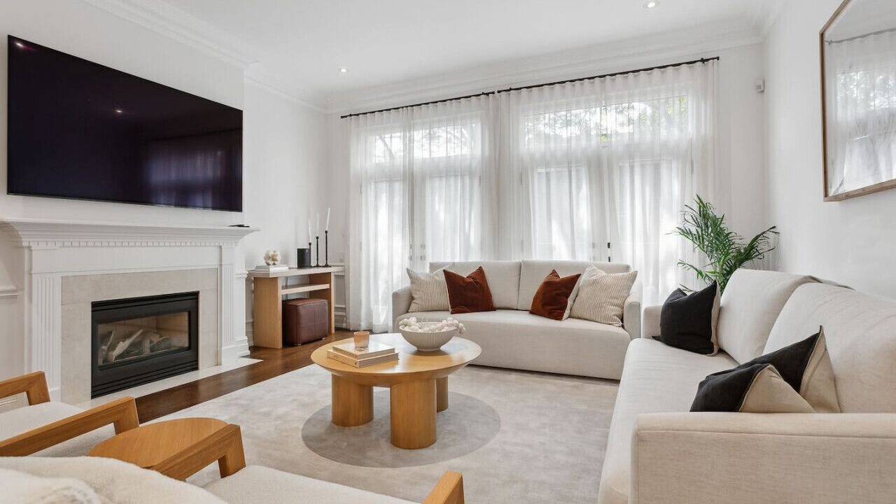Photo of Livingroom in Yorkville