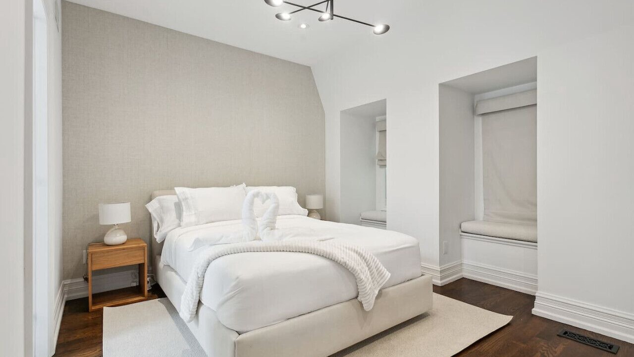 Photo of Bedroom in Yorkville