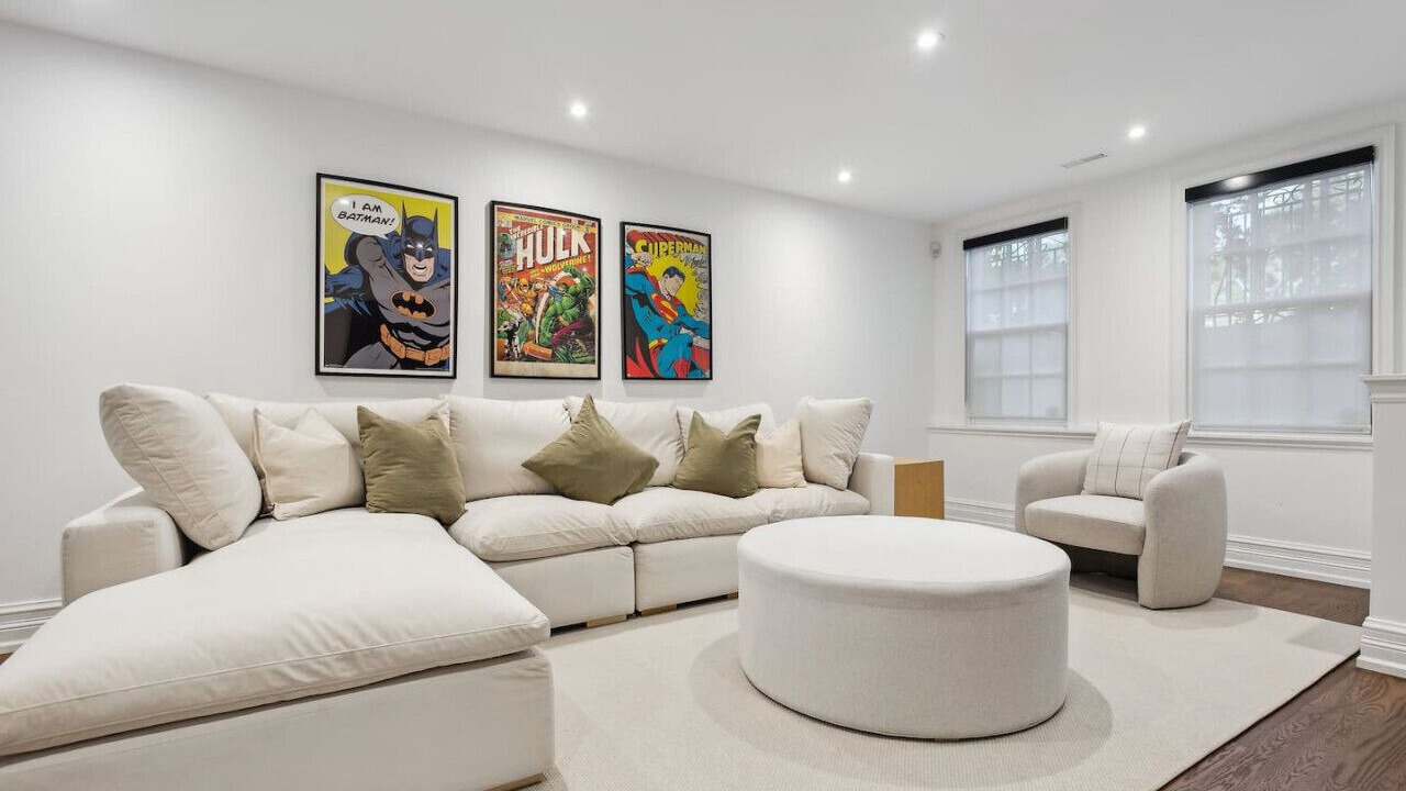 Photo of Livingroom in Yorkville
