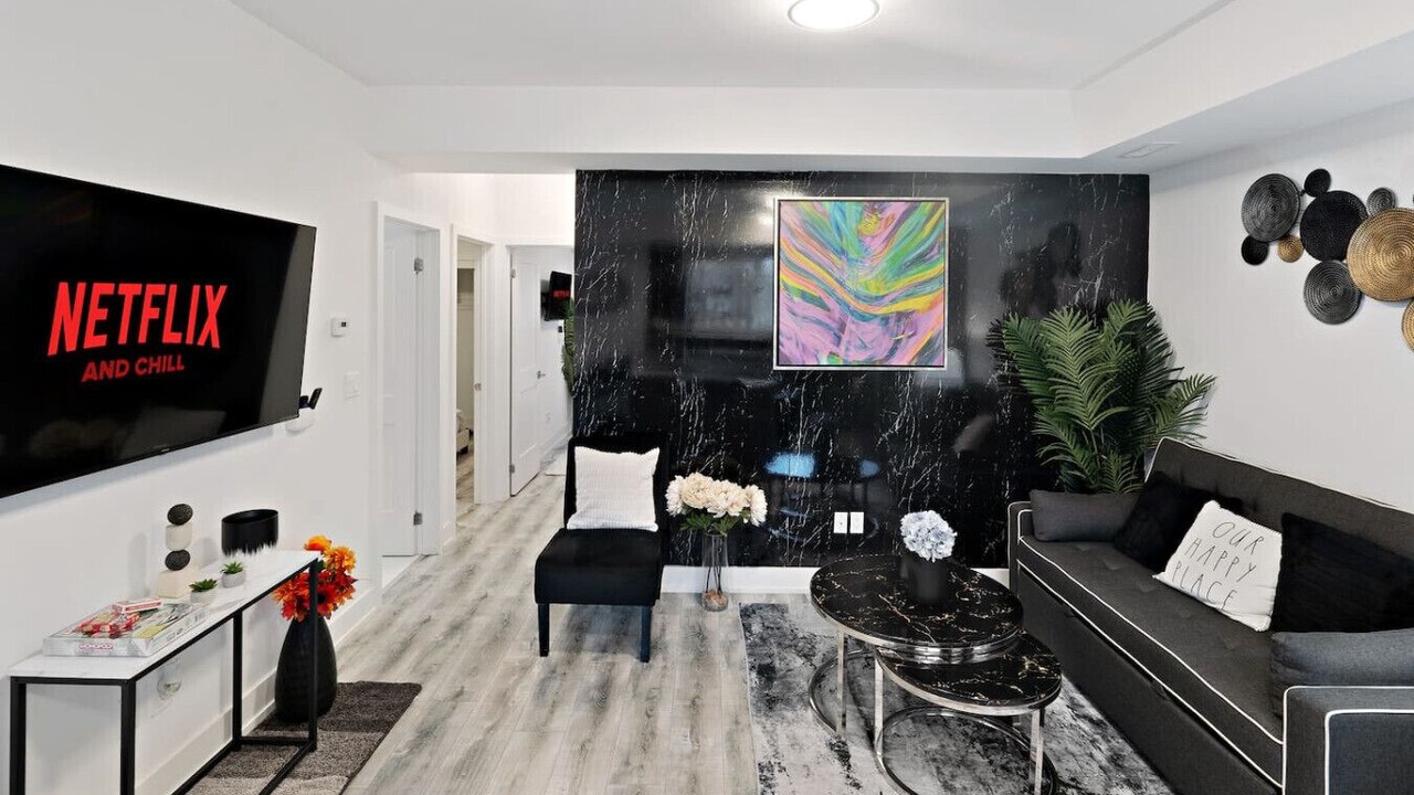 Photo of Livingroom in Niagara Falls