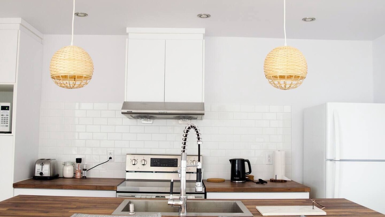 Photo of Kitchen in La Petite-Patrie