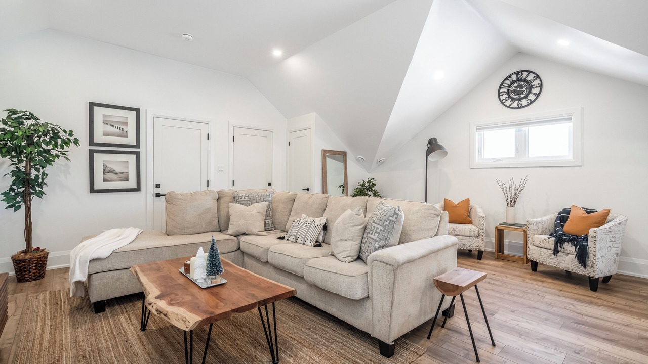 Photo of Livingroom in Cumberland Beach