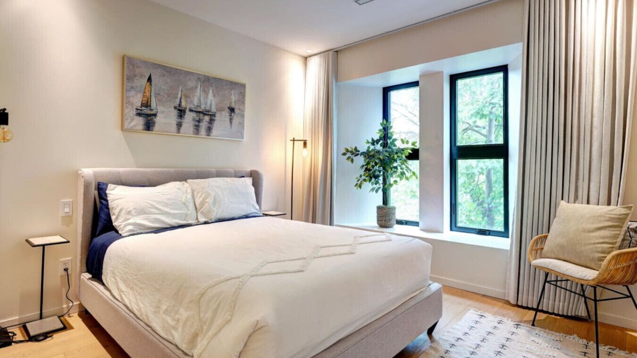 Photo of Bedroom in Plateau Mont Royal