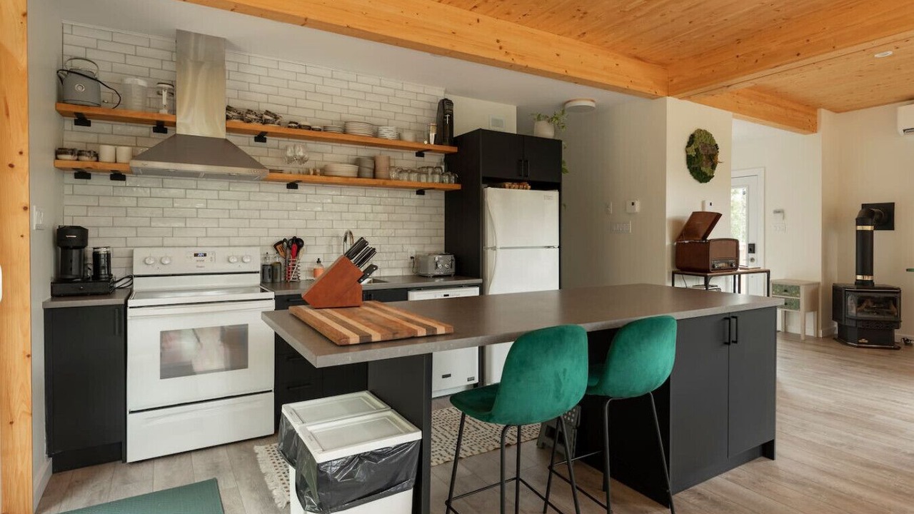 Photo of Kitchen in St-Adolphe-d'Howard
