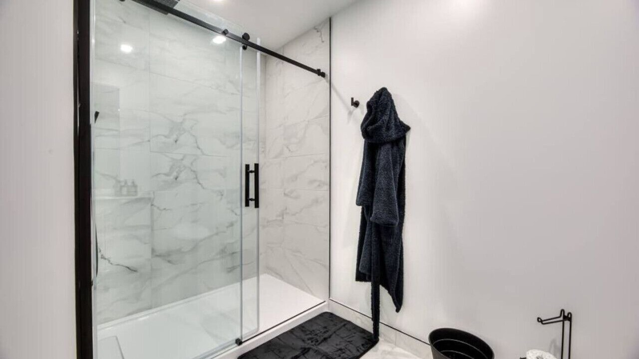 Photo of Bathroom in Cite Multimedia