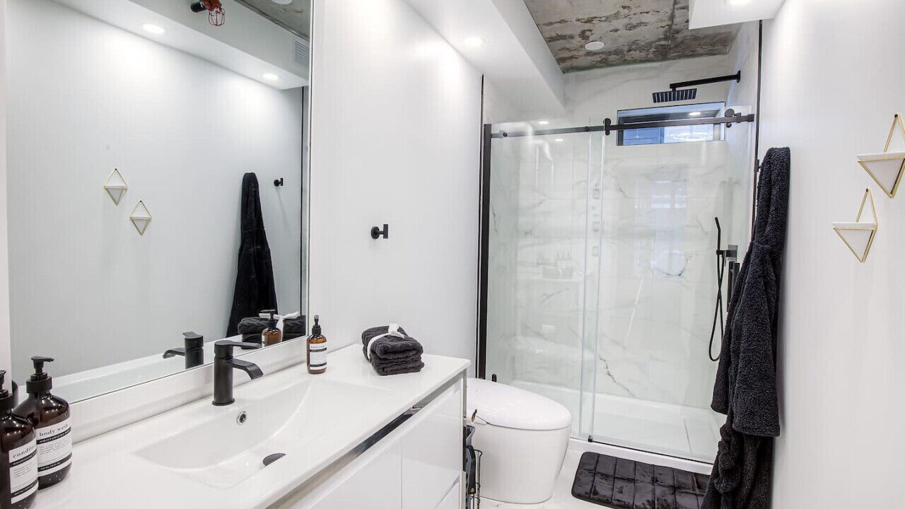 Photo of Bathroom in International District
