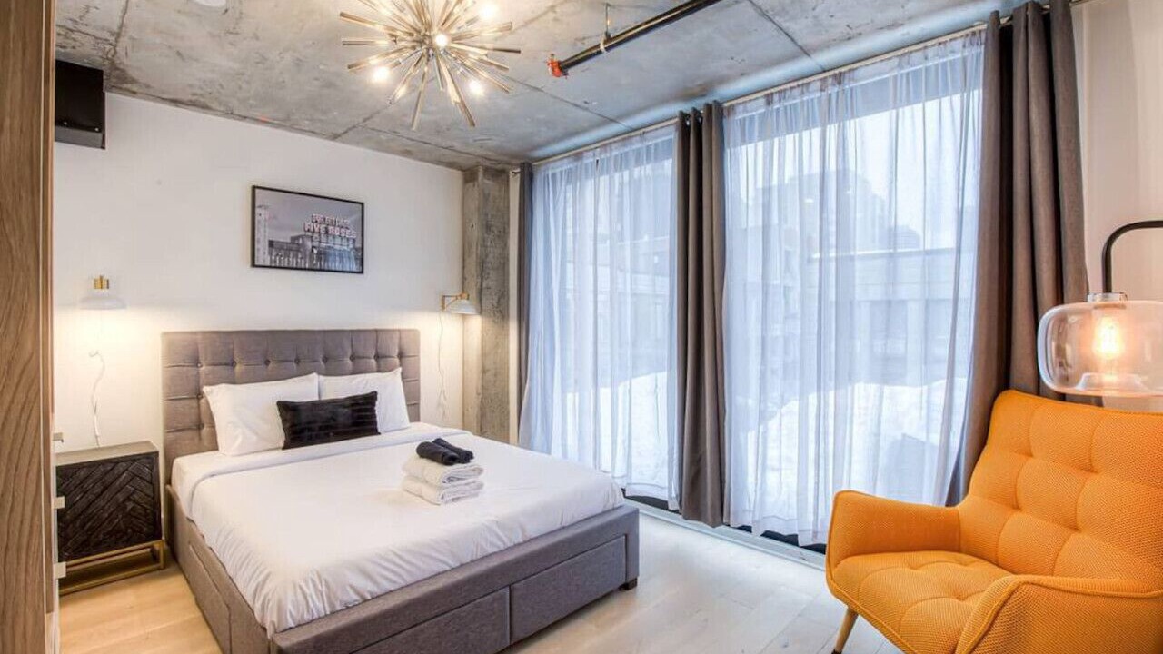 Photo of Bedroom in International District